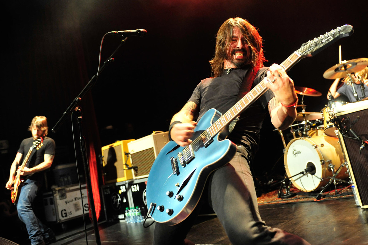 Foo Fighters perform live in Cologne on February 28th, 2011